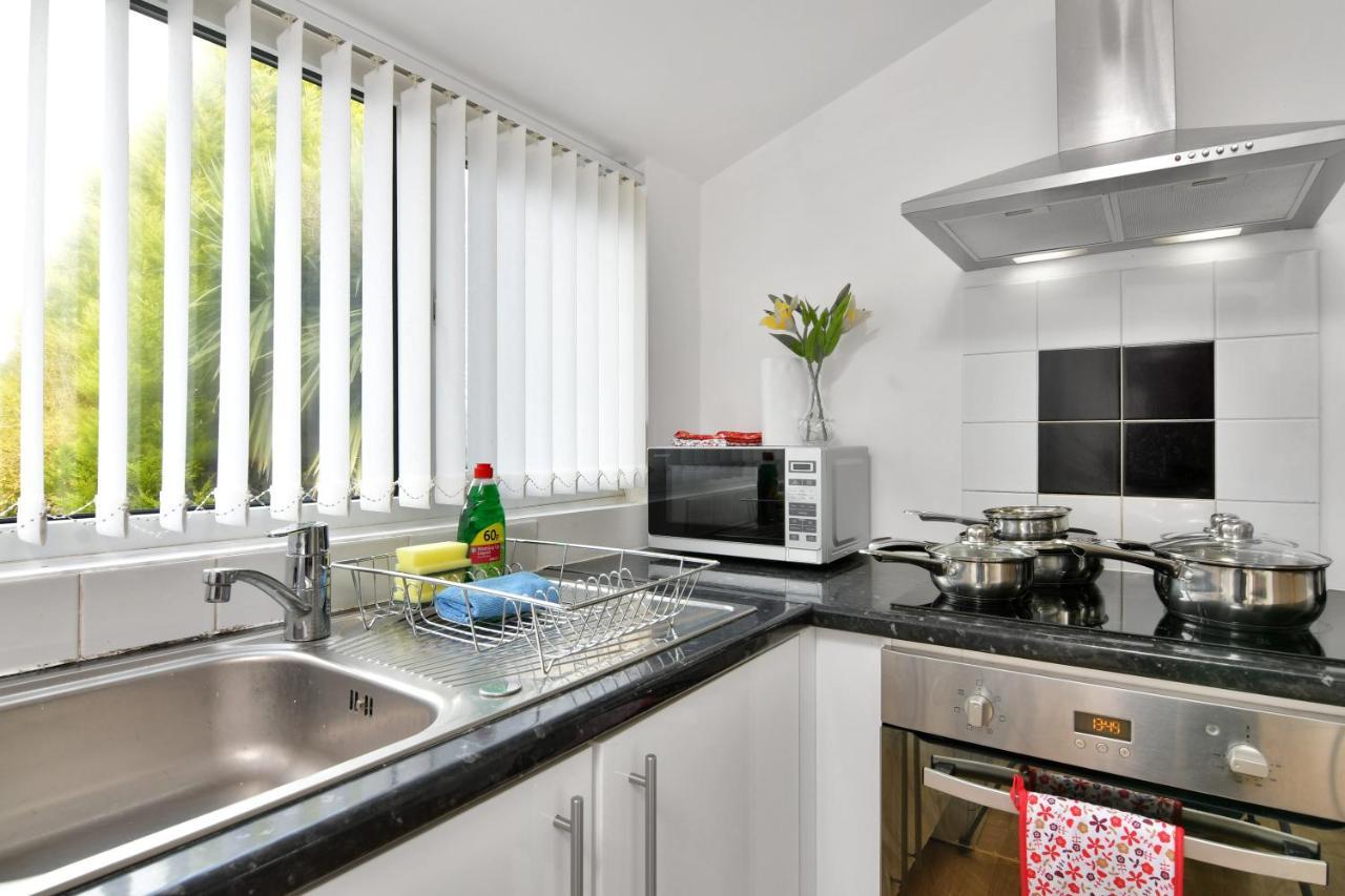 Xclusive Living Stay Near Airport & Nec, The Whitecroft Sheldon (West Midlands) Exterior photo