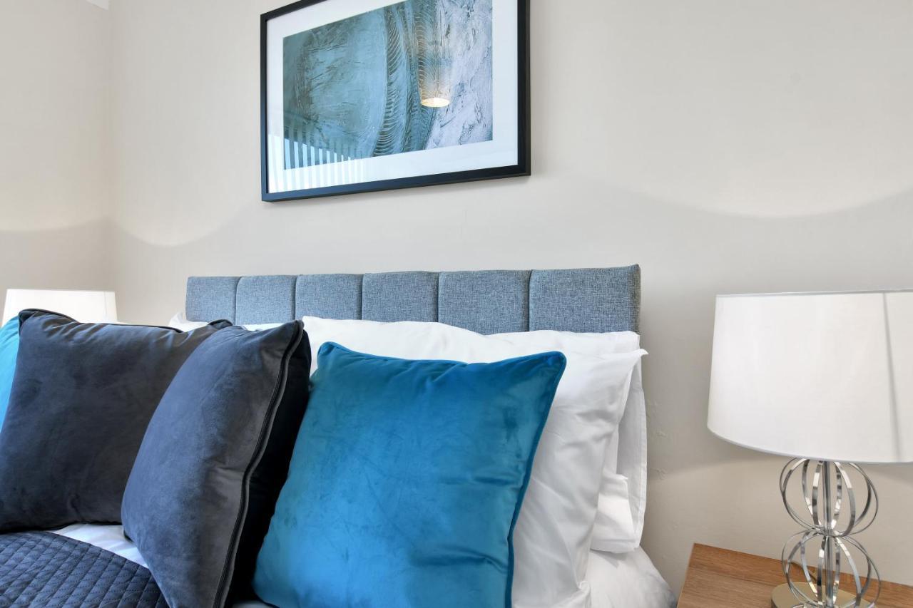 Xclusive Living Stay Near Airport & Nec, The Whitecroft Sheldon (West Midlands) Exterior photo